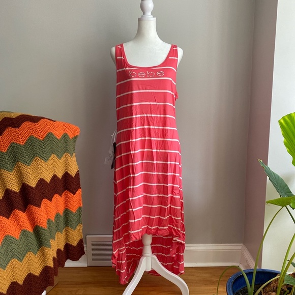 Bebe Summer Dress - Picture 1 of 4